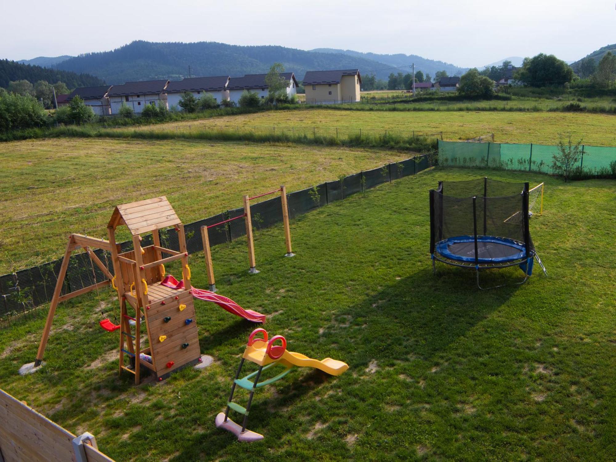 Hotel Dom Hills Bucovina Gura Humorului Exterior foto