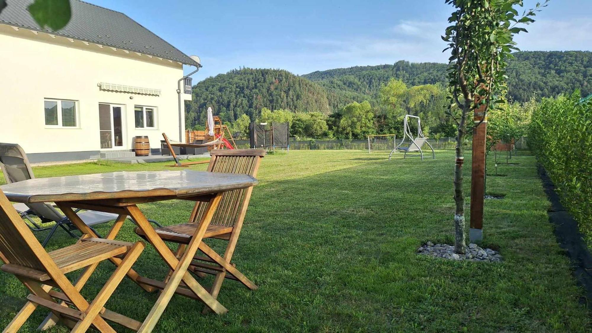 Hotel Dom Hills Bucovina Gura Humorului Exterior foto